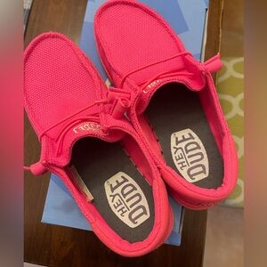 Wendy Funk Mono Electric Pink Size 7